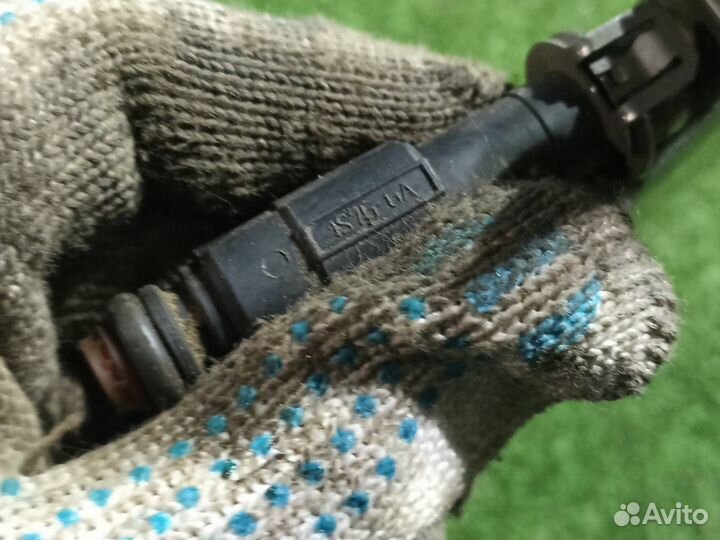 Топливная рампа Ford Focus 2 хэтчбек 2.0 2006