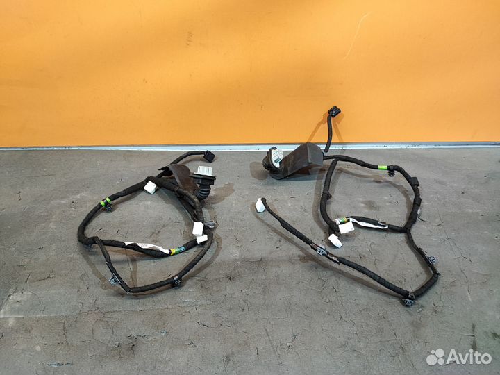 Проводка задней двери Mazda CX-5 ке