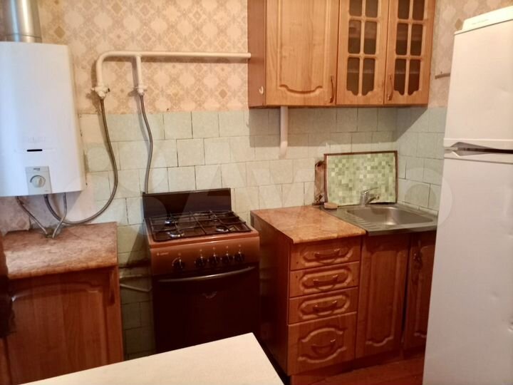 2-к. квартира, 44 м², 1/4 эт.