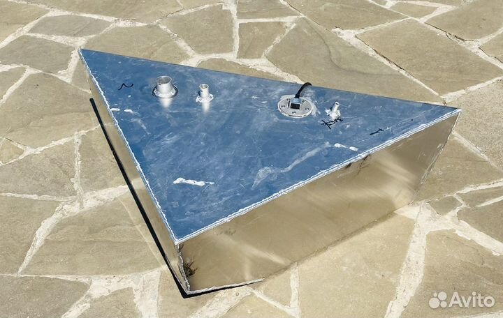 Топливный бак для лодки