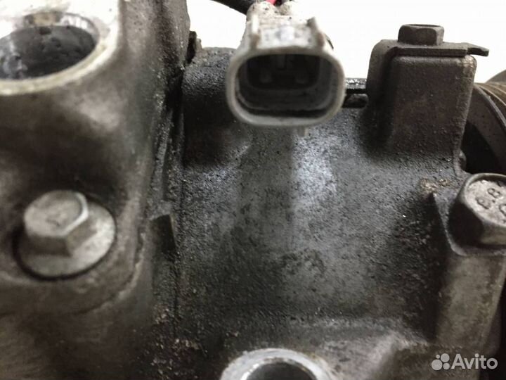 Компрессор системы кондиционирования Toyota RAV4