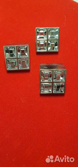 Ручка- кнопка мебельная с кристаллами Сваровски