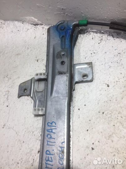 Стеклоподъемник передний правый Peugeot 407