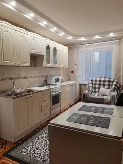 2-к. квартира, 60 м², 2/9 эт.