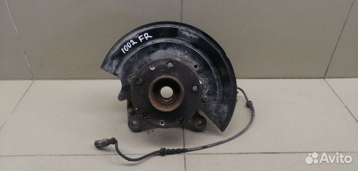 Кулак поворотный передний правый Duster 2012