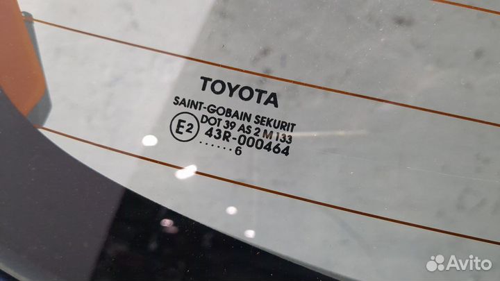 Крышка багажника Toyota Yaris, 2006