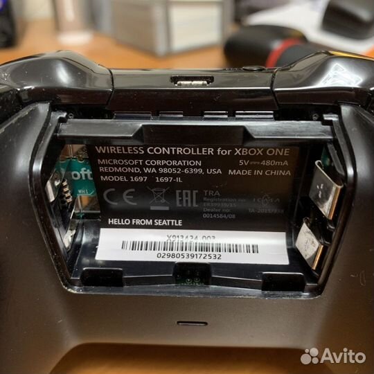 Оригинальные Xbox ONE геймпад и аккум