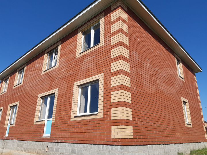 Таунхаус 128 м² на участке 4 сот.