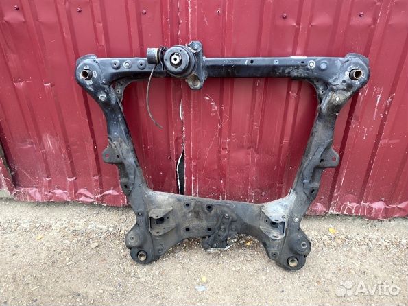 Lexus RX 4 передний подрамник