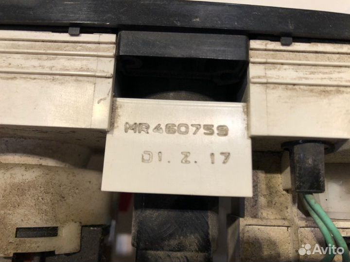 Блок управления климат-контролем Mitsubishi