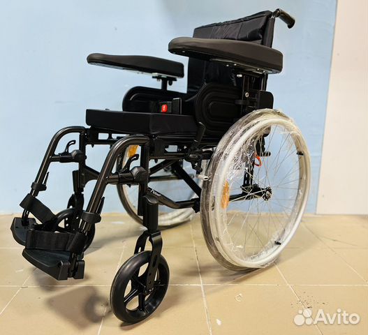 Кресло-коляска с ручным приводом Action 3 NG
