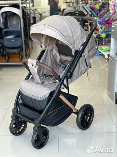 Коляска с перекидной ручкой