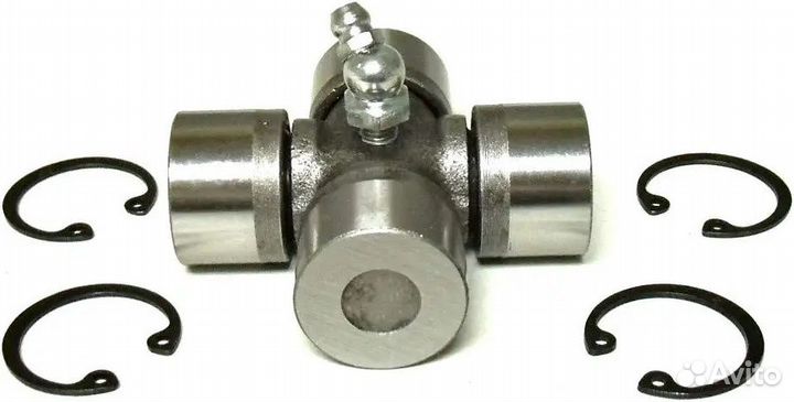 Крестовина заднего карданного вала BRP