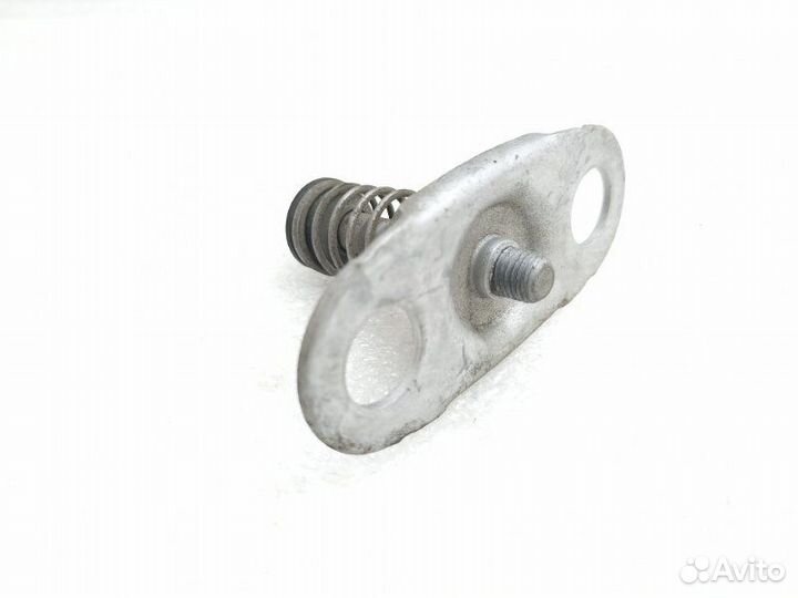 Упор капота Bmw X5 E53 3.0 2001