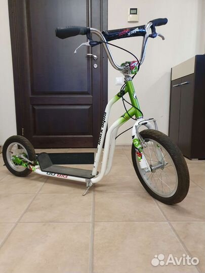 Городской самокат Black Aqua Go big 16*12