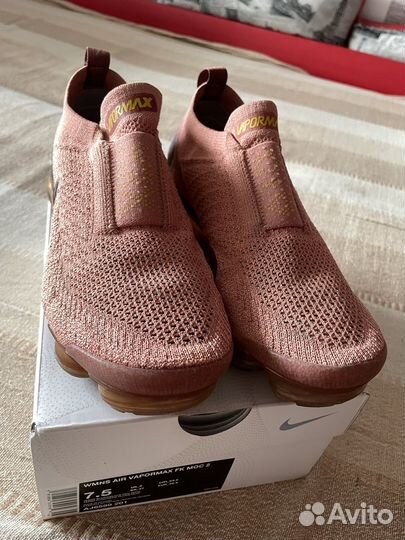 Кроссовки nike женские