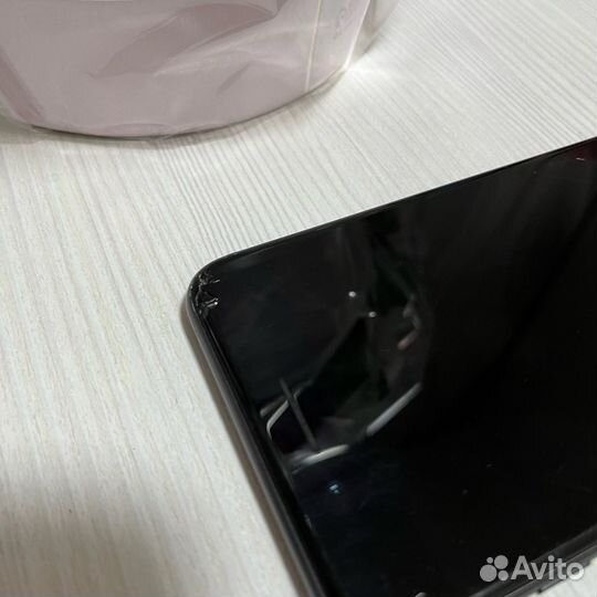 Телефон iPhone 8 plus 256 gb