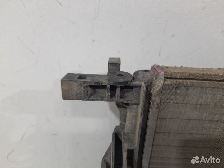 Радиатор охлаждения Renault Logan 2 2015