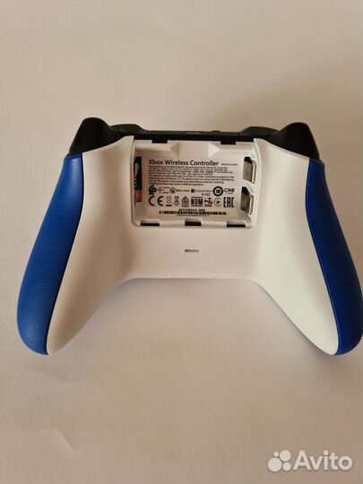 Геймпад беспроводной Microsoft Xbox синий