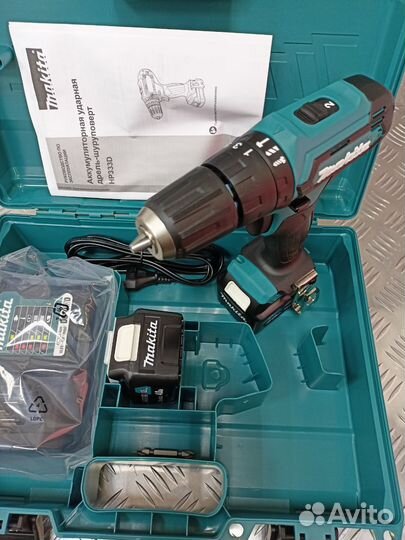 Аккумуляторная дрель-шуруповерт Makita HP333dwme