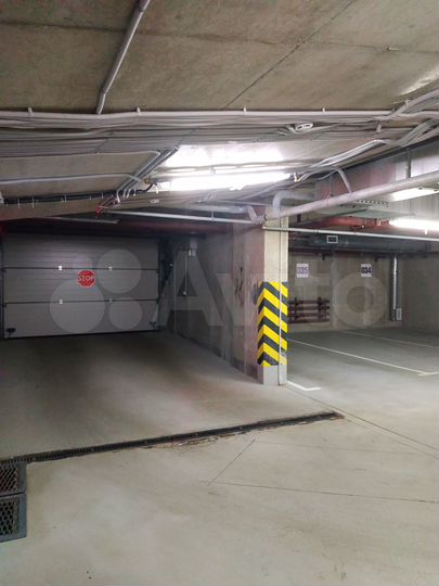 Машиноместо, 14 м²