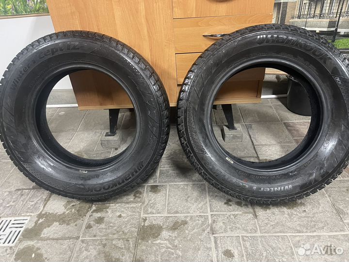 Hankook Winter I'Cept IZ2 215/65 R16