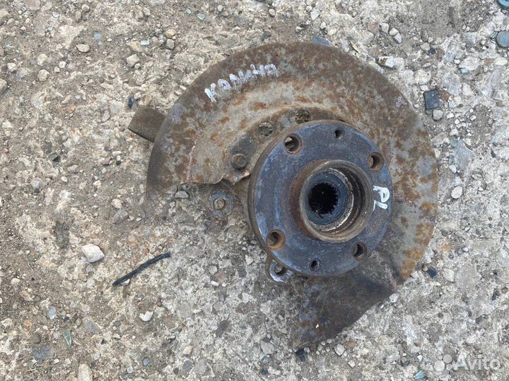 Поворотный кулак передний левый LADA Kalina