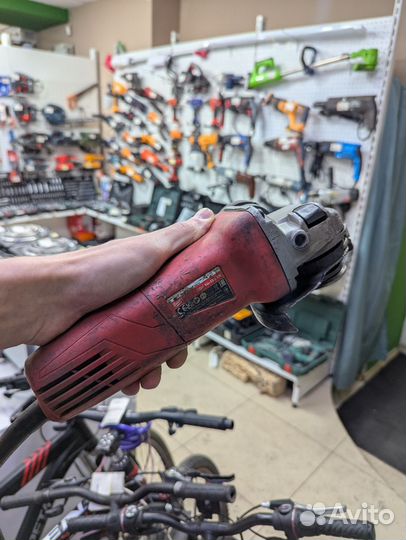 Болгарка Milwaukee Agv 10-125 ek Тмн01