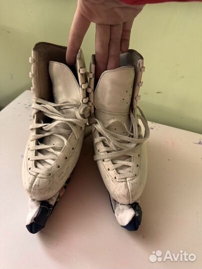 Фигурные коньки edea 220