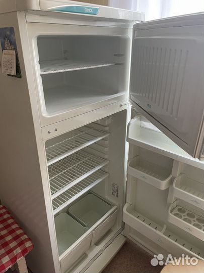 Холодильник stinol