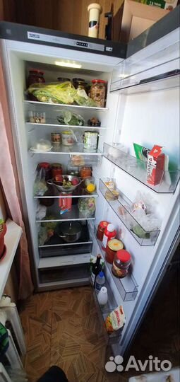 Морозильная камера Nordfrost и Холод-ник atlant X