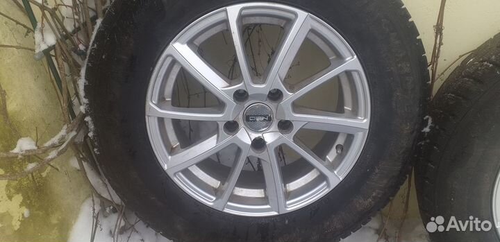 Neolin NeoWinter 215/70 R16
