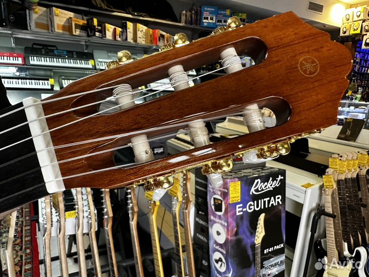 Классическая гитара yamaha c80