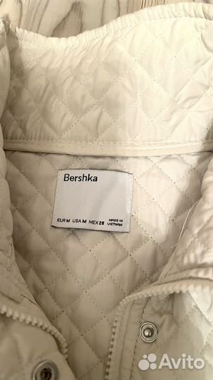 Бомбер женский Bershka