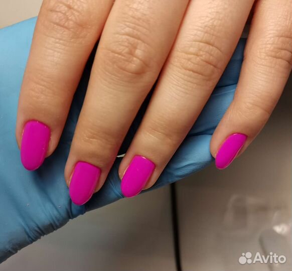 Маникюр и педикюр