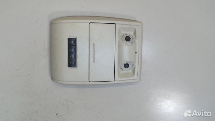 Фонарь салона Chrysler Town-Country 2008, 2009