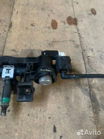 Топливная рампа Ford Focus седан 1.6 hxda 115 Л.С