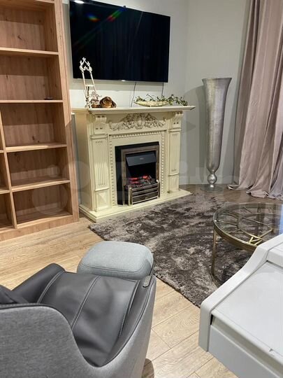 3-к. квартира, 81,5 м², 2/4 эт.