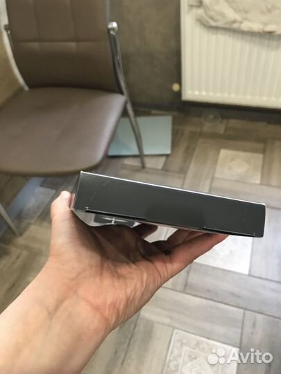 Чехол-книжка на Honor 9s новый