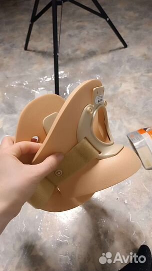 Фиксатор для шеи