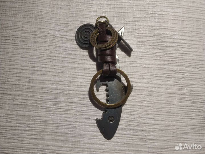 Подарок для мужчины. Брелок на ключи