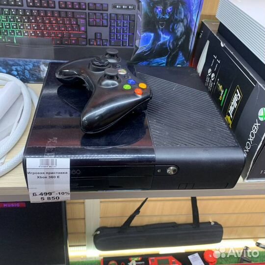 Игровая приставка Xbox 360 E