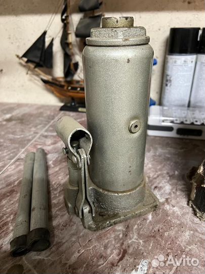 Домкрат гидравлический 5 тонн