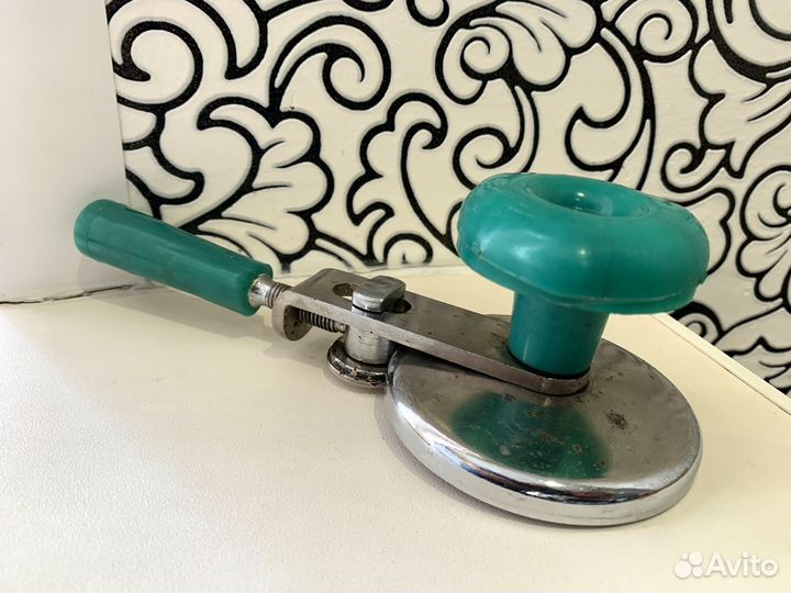 Закаточная машинка для банок СССР новая