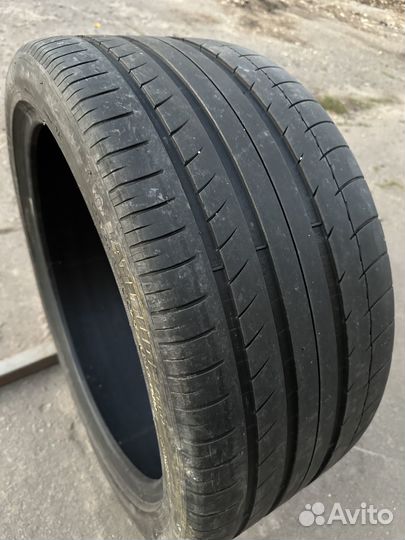 Michelin Latitude Sport 295/35 R21