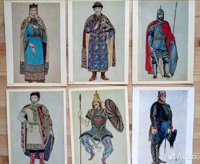 24 Эскизов театральных костюмов, набор открыток