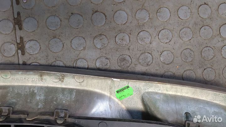 Решетка радиатора Nissan Terrano 2, 2004