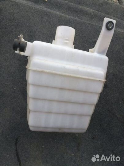 Абсорбер Toyota Prius NHW11