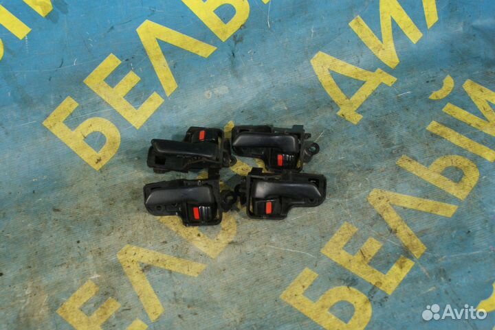 Комплект внутренних ручек Toyota Carina E