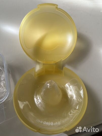 Накладки на грудь medela